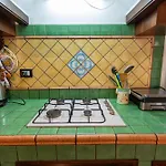 Konukevi Tri Re E 'na Regina 4*