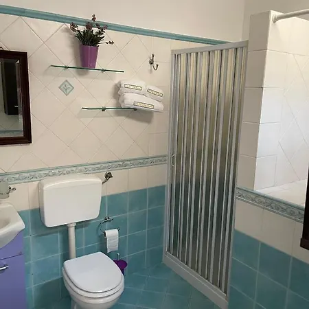 Tri Re E 'na Regina 4* Cinisi
