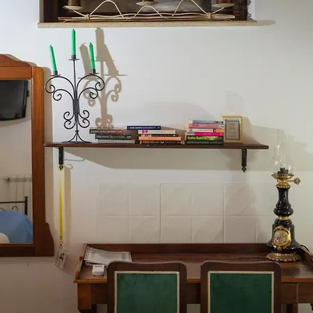 Tri Re E 'na Regina 4* Cinisi