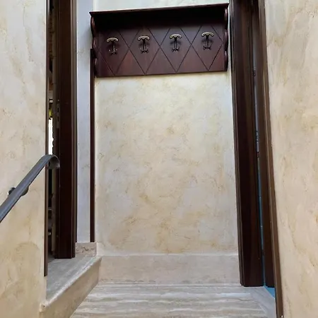 Tri Re E 'na Regina Cinisi