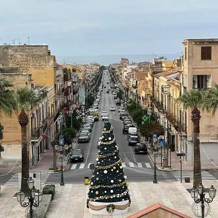 Tri Re E 'na Regina Affittacamere 3*