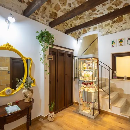 Tri Re E 'na Regina 招待所 奇尼斯