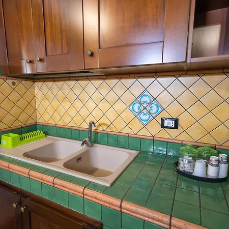 Tri Re E 'na Regina 4*