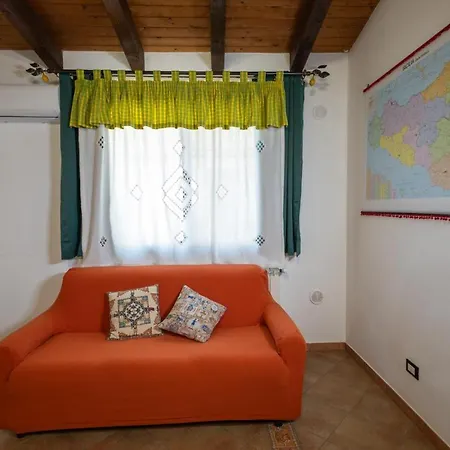 Tri Re E 'na Regina 4* 奇尼斯