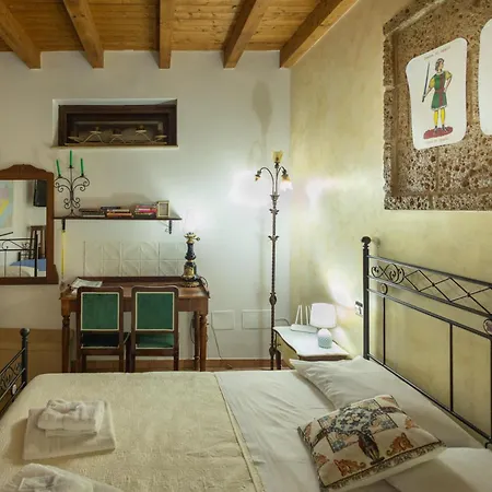 Tri Re E 'na Regina 招待所 4*