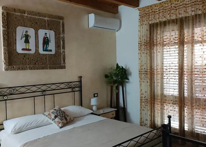 Tri Re E 'na Regina 4* Cinisi